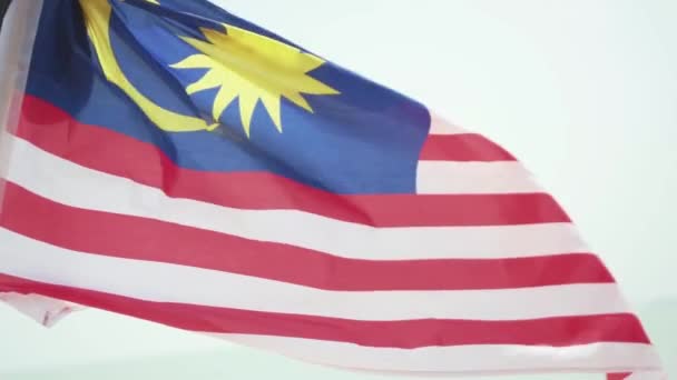 Zbliżenie Shot Waving Fluttering Flaga Narodowa Malezji — Wideo stockowe