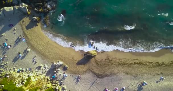 Vågor Bryter Sig Strand Cadiz — Stockvideo