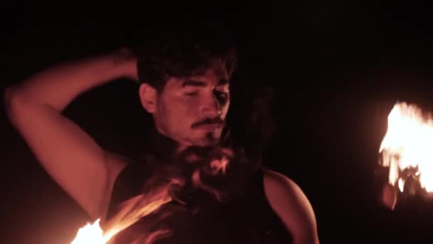 Slowmotion Man Artist Plays Fire Poi Dark — Stockvideo