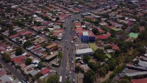 Managua Nikaragua Yoğun Bir Şehir Yolunun Üzerinde Hava Aracı Vuruldu — Stok video