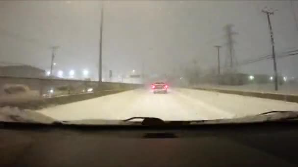 Lapso Tiempo Conducción Nocturna Tráfico Durante Una Gran Tormenta Nieve — Vídeo de stock