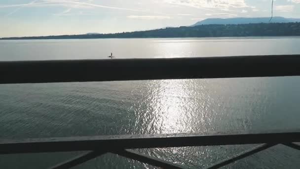 Paddler Sur Lac Lman Dimanche Matin Paddler Lake Geneva Domingo — Vídeos de Stock