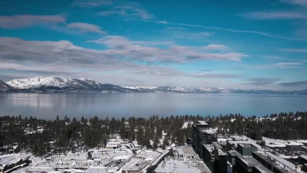 Αεροφωτογραφία Της Χιονοθύελλας Στη Λίμνη Τάχο Καλιφόρνια Νεβάδα Ηπα — Αρχείο Βίντεο