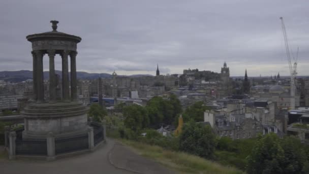 Вид Старый Город Эдинбурга Колтон Хилла — стоковое видео