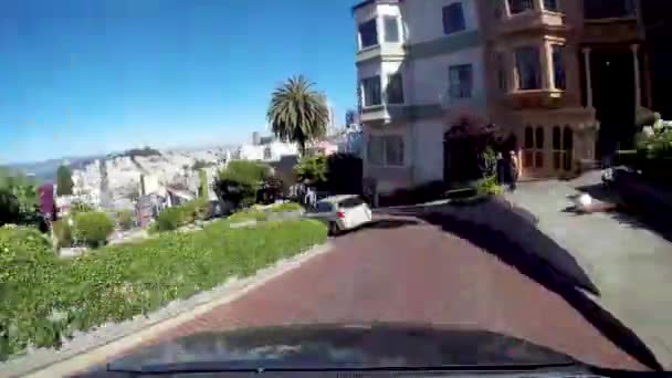 Auto Fährt Zeitraffer Auf Windiger Straße San Francisco — Stockvideo