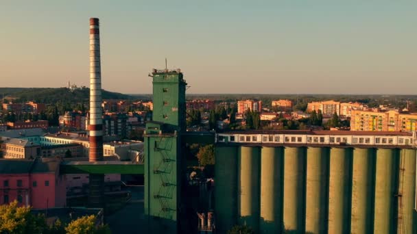 Industriebau Mitten Der Stadt — Stockvideo