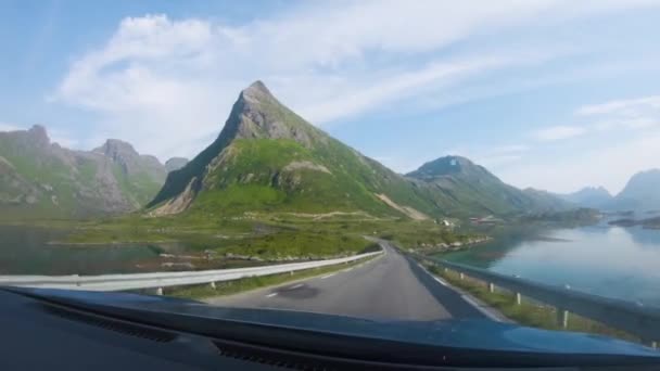 Lofoten Adaları Nın Güzel Manzarası Keskin Dağ Zirveleri Berrak Mavi — Stok video