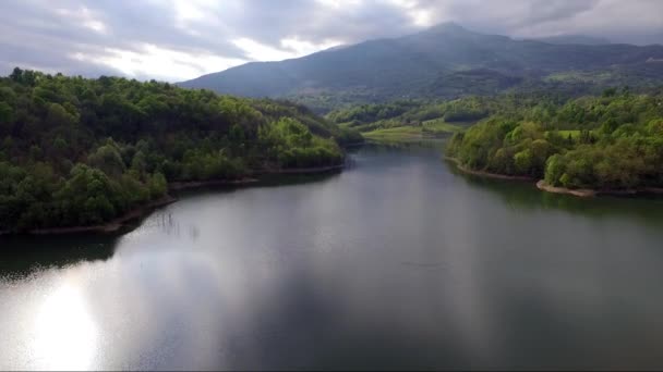 Locie Grobli Włoszech Zachodzie Słońca Kierunku Zielonych Wzgórz — Wideo stockowe