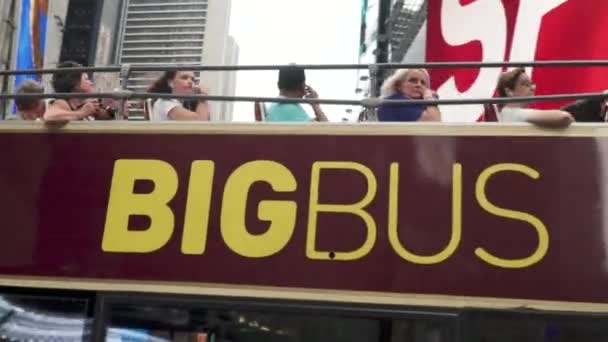 Autobús Turístico Que Pasa Nueva York — Vídeos de Stock