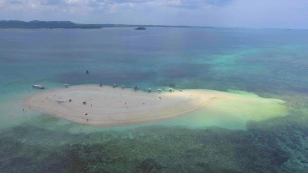 Aéreo Sobre Naked Island Siargao — Vídeo de Stock