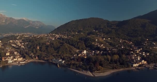 Drohnenaufnahme Des Comer Sees Italien Bei Sonnenuntergang — Stockvideo