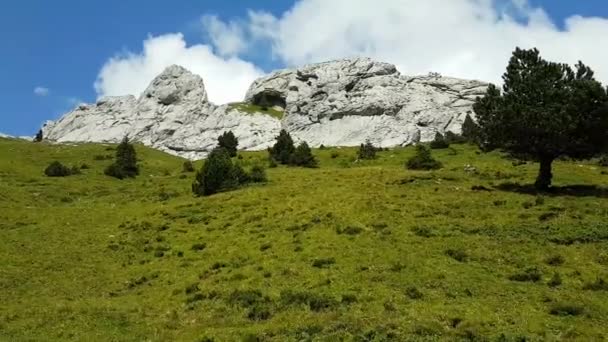 Bajando Monte Pilato Día Soleado Julio Disparo Desde Tren Rueda — Vídeos de Stock