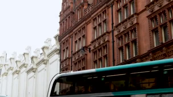 Panning Shot Apartament Frumos Market Clădire Birouri — Videoclip de stoc