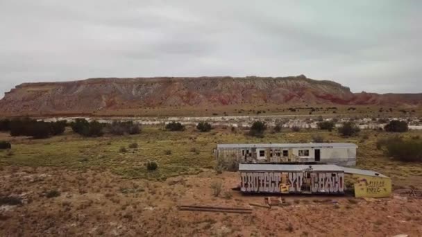 Drone Flight Abandoned Trailers Graffiti Them Side Highway — Stock Video