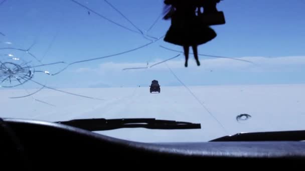 Salar Uyuni Bolivia View Car Travelling Movement — Stock Video