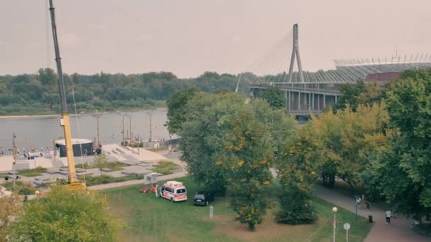 Park Vid Biblioteket Warszawa Sommaren 2018 — Stockvideo