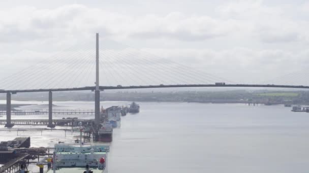 Mise Place Une Prise Vue Aérienne Pont Queen Elizabeth Dartford — Video