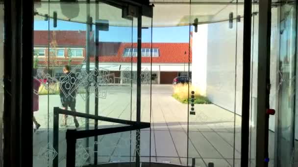 Escaping Lego House Exit Lego House Taken Billund Denmark — Stock Video