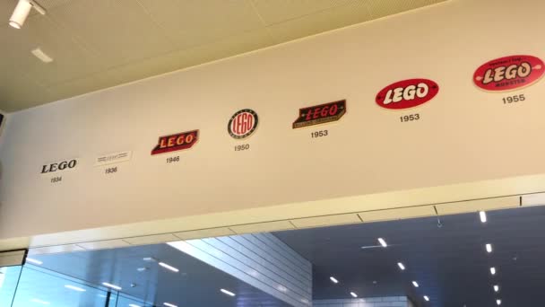 Lego Logó Fejlődése Lego Logó Története Lego House Billund Ban — Stock videók