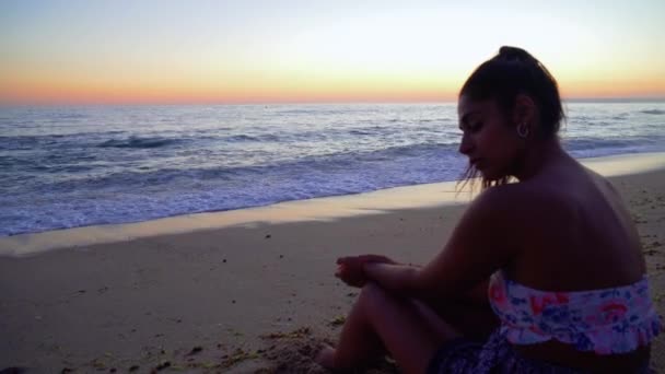 Woman Relaxing Beach Staring Sunset — Stock Video