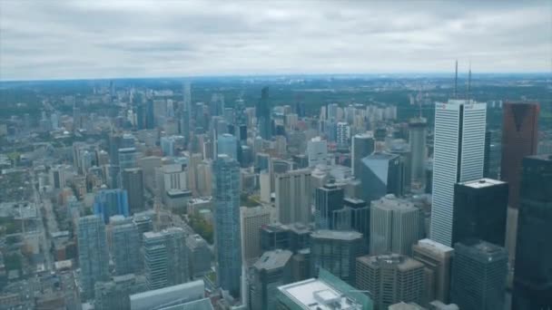 トロントシティスカイラインCnタワーの角度4からの眺め — ストック動画