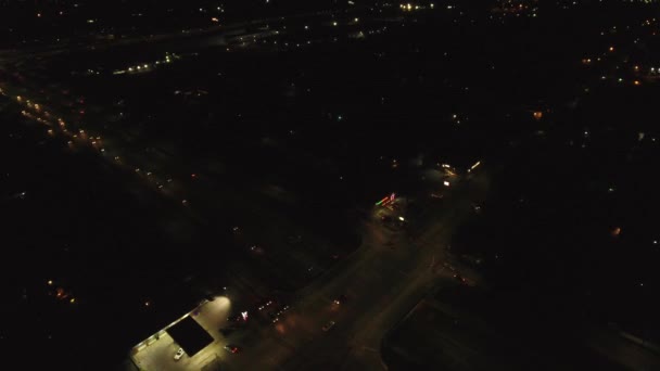 Drone Shot Detroit Michigan Intersecting Roads Night Running Cars Lighted — Stock Video