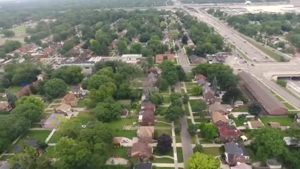 Disparo Avión Tripulado Una Zona Residencial Detroit Michigan Con Muchos — Vídeo de stock