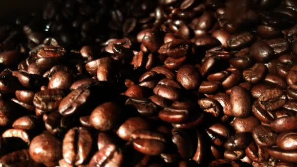 Pyszny Zapach Kawy Szczegóły Slow Motion Shot Coffee Beans — Wideo stockowe