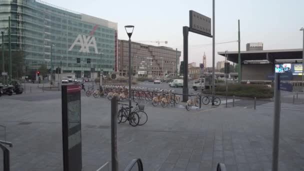 Vista Compartir Bicicletas Milan City Porta Nuova District — Vídeo de stock