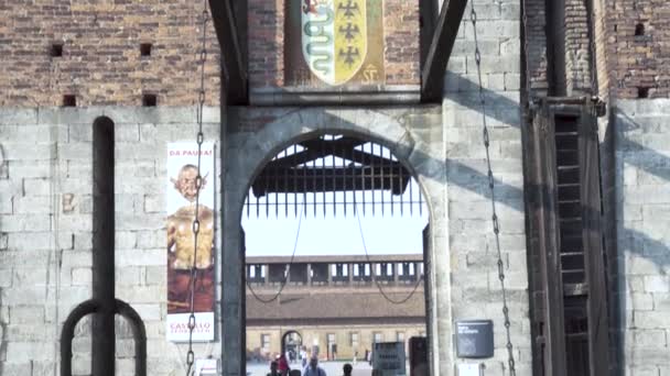 Milan Velho Sforza Castelo Porta Com Bascule Ponte Logotipo Antigo — Vídeo de Stock