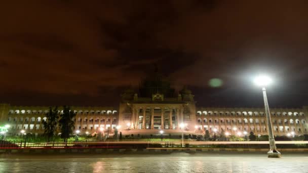 Timelapse Vidhana Soudha Uma Importante Arquitetura Política Indiana Noite Com — Vídeo de Stock