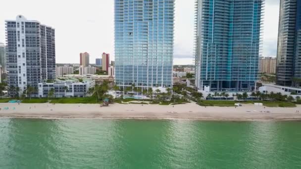 30Fps Drone Aérien Uhd Sunny Isles Beach Floride Luxe Highrise — Video