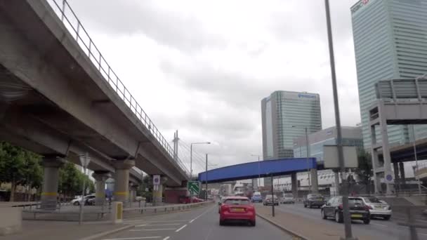 Durchfahren Londoner Stadtverkehr — Stockvideo