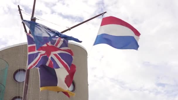 Banderas Diferentes Países Como Francia Alemania Soplando Viento — Vídeo de stock