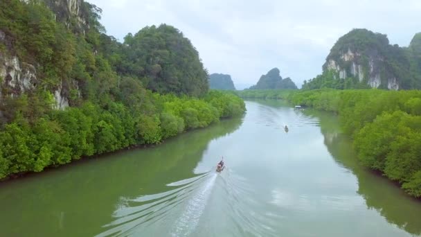 Letecký Pohled Záběr Dlouhý Ocas Lodi Jižním Thajsku — Stock video