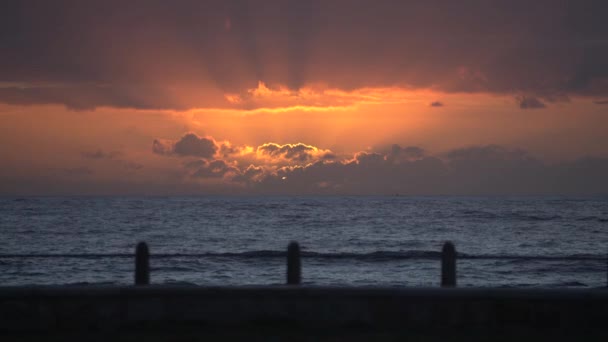 山景镇的夕阳西下 云彩斑斓 — 图库视频影像