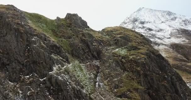 Drönarbilder Snowdonia Vintern — Stockvideo