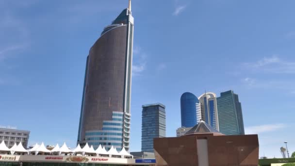 Gimbal Skott Stadens Centrum Huvudstad Astana Nursultan Modern Neo Futuristisk — Stockvideo
