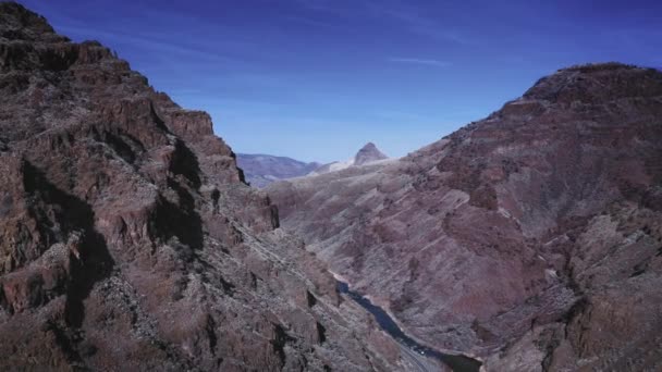 Dramatic Aerial Drone Shot High Desert Canyon River Road Bottom — Stok video