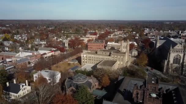 Vistas Ciudad Princeton Volando Sobre Biblioteca Universitaria Firestone — Vídeos de Stock