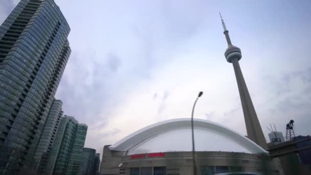Driving Tower Rogers Centre While Driving Gardiner Expressway Day Blue — Video Stock