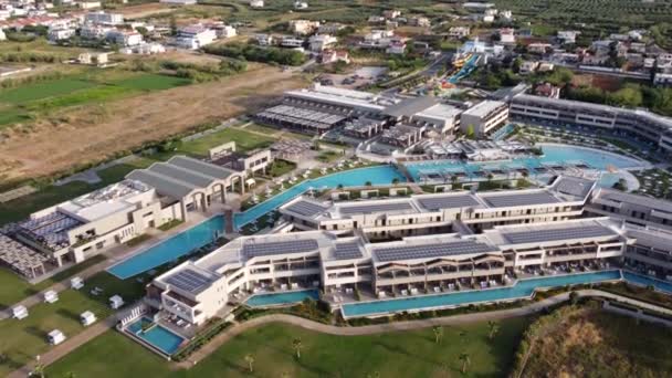 Aerial View Euphoria Hotel Luxury Resort Crete Ascending Tilt — Stok video