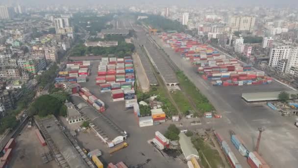 Huge Open Air Shipping Container Depot Middle Polluted Dhaka City — Stock videók