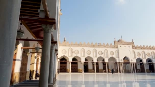 Cortile Impeccabilmente Pulito Riflettente Della Moschea Azhar Cairo Islamico — Video Stock