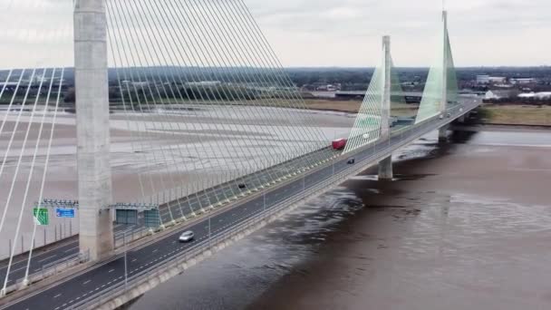 Mersey Gateway Landmark Aerial View Toll Suspension Bridge River Crossing — 비디오