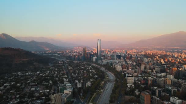 Aerial Dolly Out Santiago Skyline Buildings Mapocho River Providencia Neighborhood — Vídeo de Stock