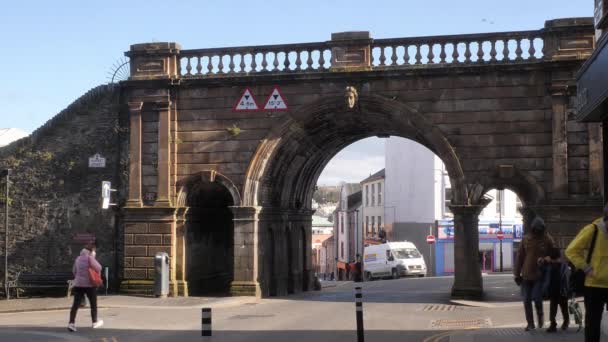 Derry Londonderry Northern Ireland City Walls Ferryquay Gate Ferryquay Street — 비디오