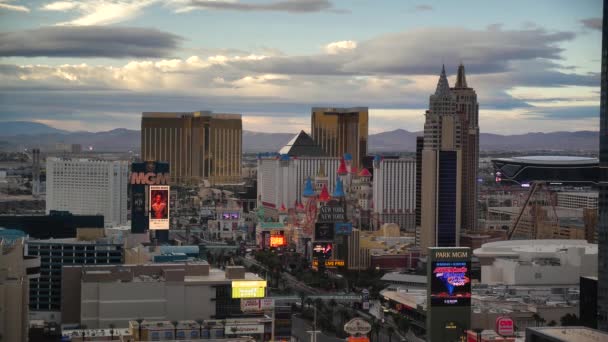 Las Vegas Strip Sunset Billboard Glowing Lights Hotels Casinos Buildings — Video Stock