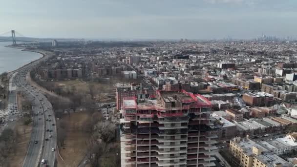 High Angle View New High Rise Construction Site Shore Parkway — 비디오