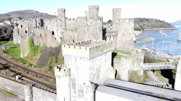 Средневековый Замок Конуи Валлийский Рыночный Город Руины Воздушный Вид Исторической — стоковое видео